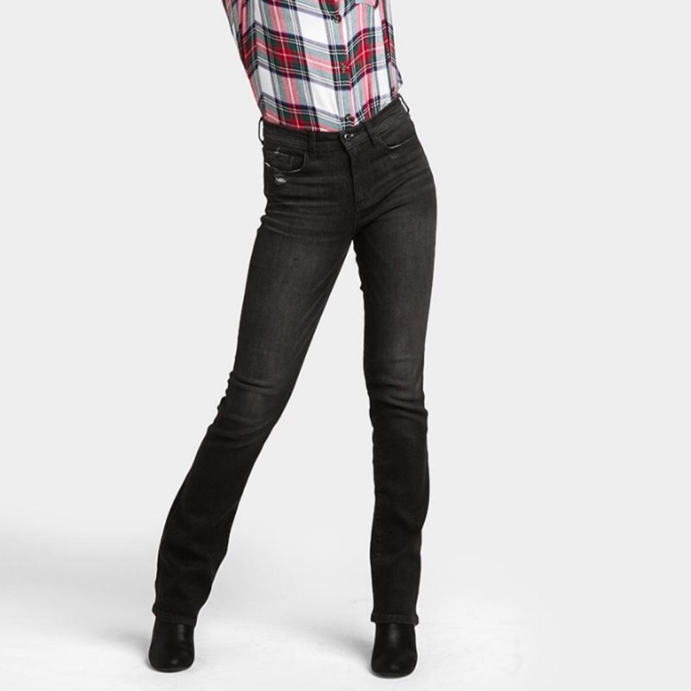 Francesca’s Black straight leg jeans